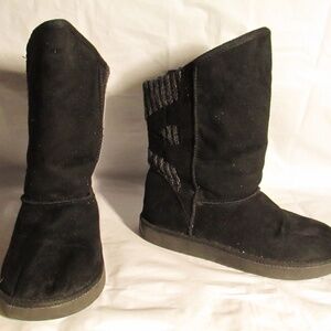 Airwalk women's black boots knit cuff detail